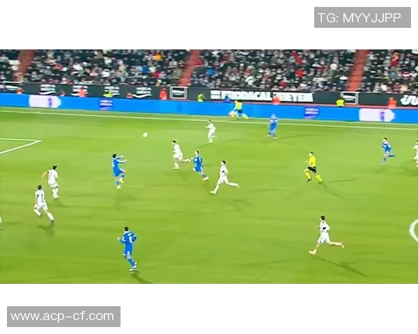 那不勒斯狂胜皇马6-2国王杯赛场引发热烈反响与数据解析